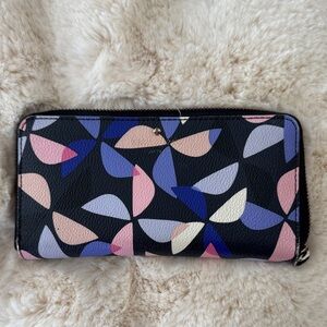 Kate Spade Wallet. Blue and Pink design. Coin & card slot inside. Zipper closure